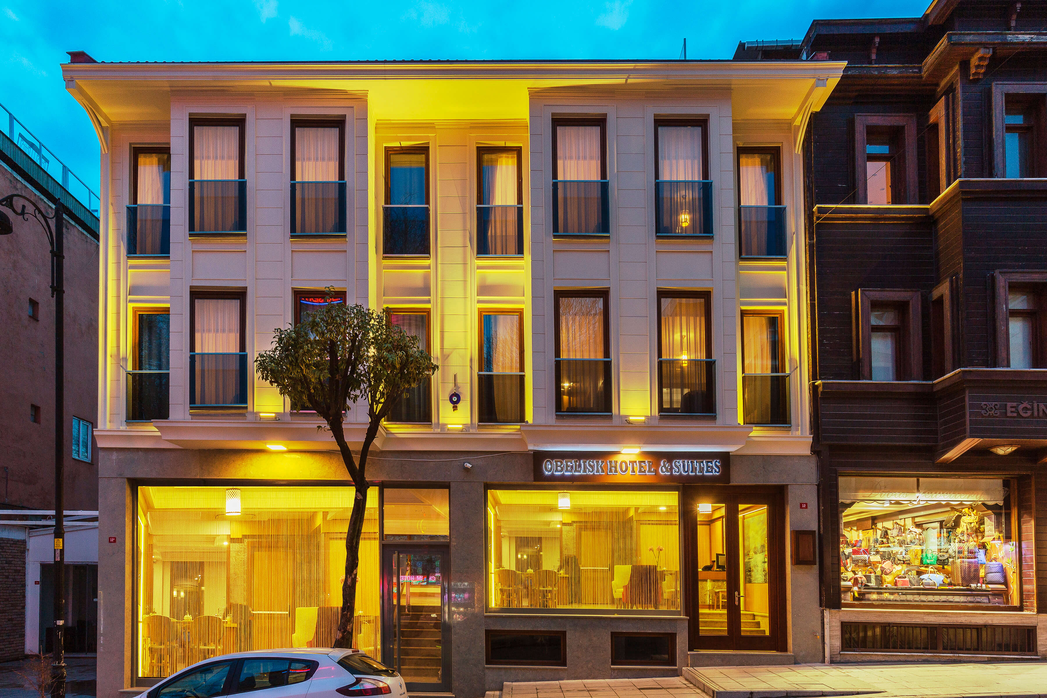 Obelisk Hotel & Suites