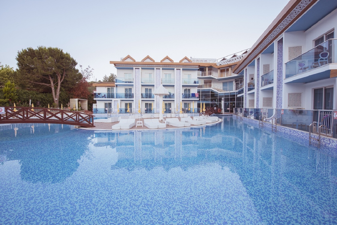 Ocean Blue High Class Hotel & Spa