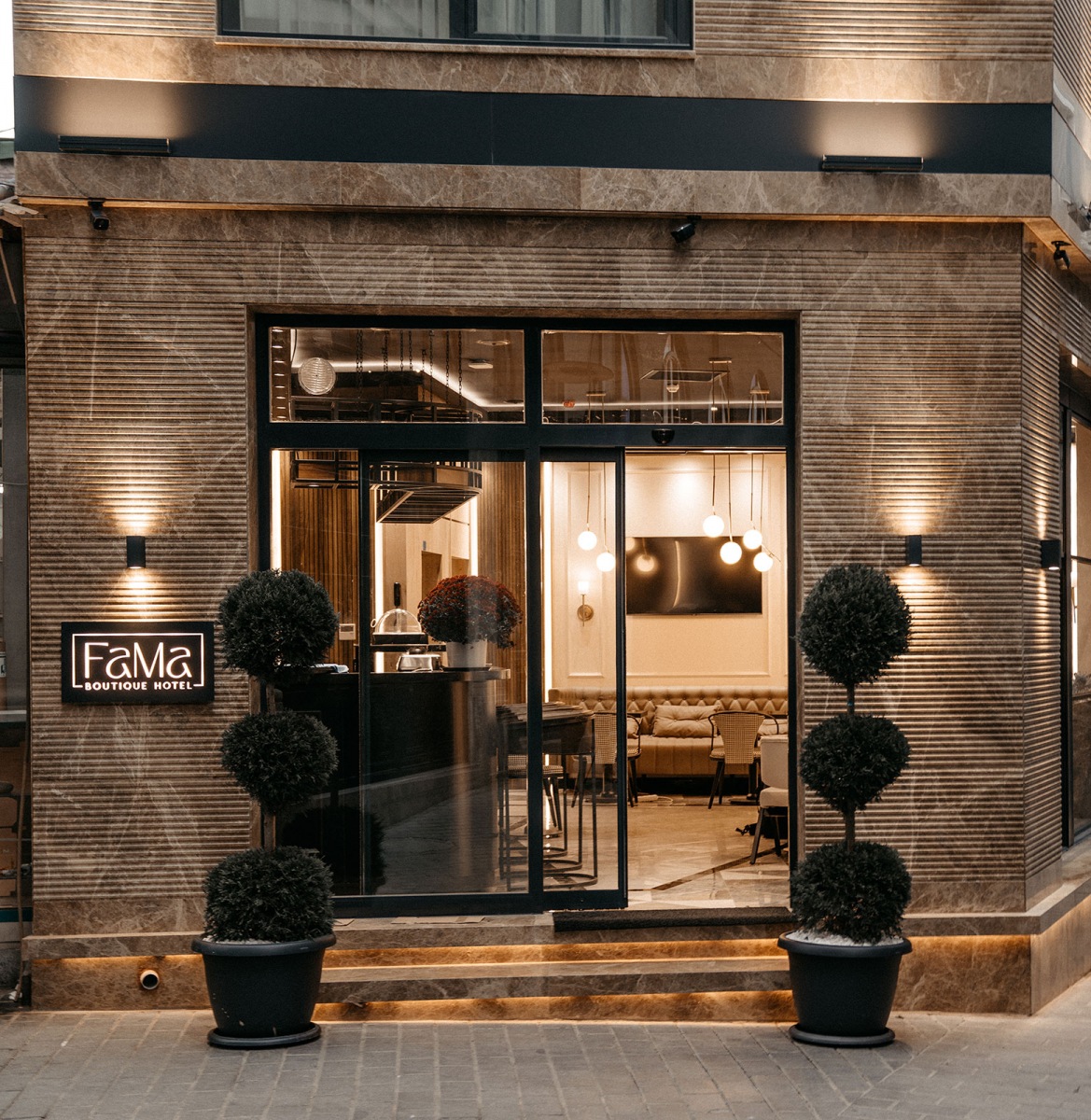 Fama Hotel
