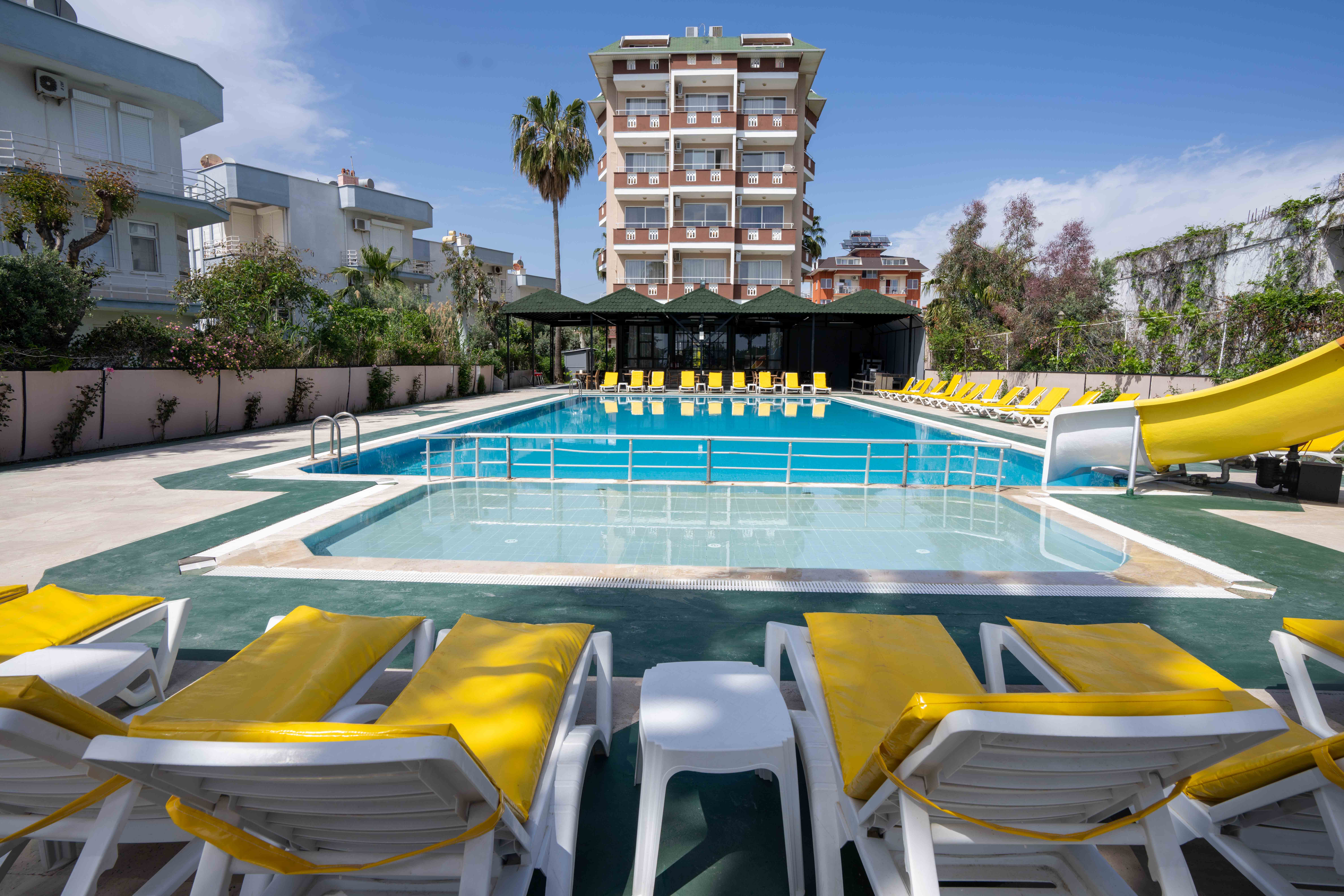 DE MARE FAMILY HOTEL