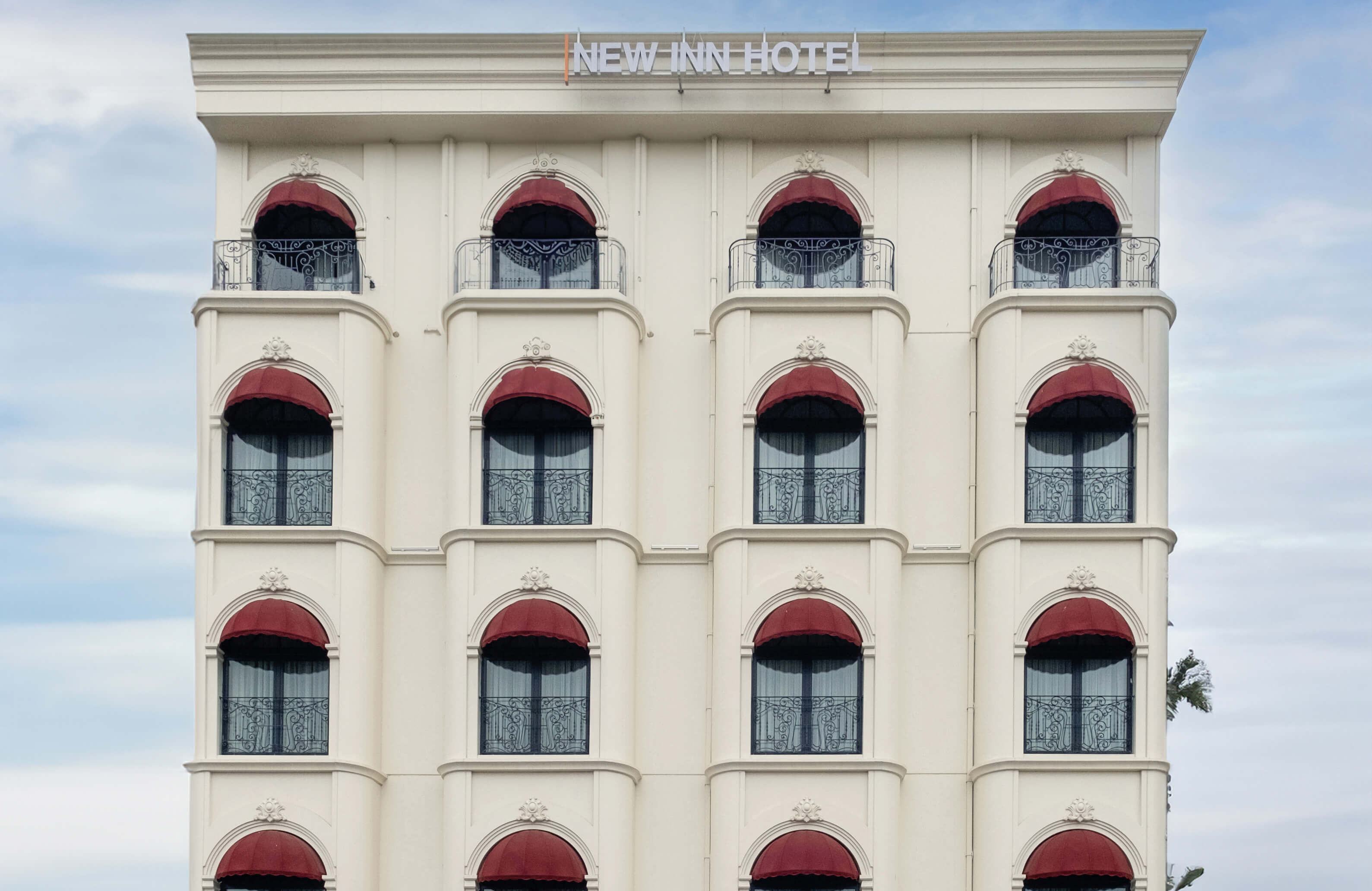  NEW INN HOTEL Old Town