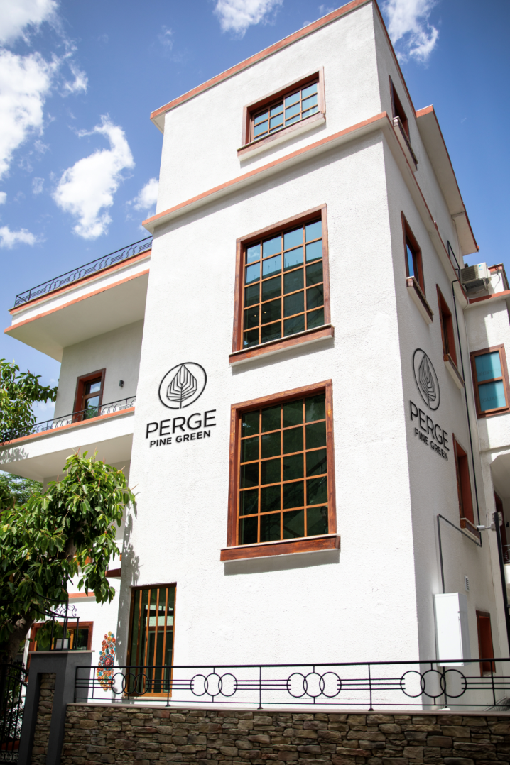 Perge Pine Green Hotel