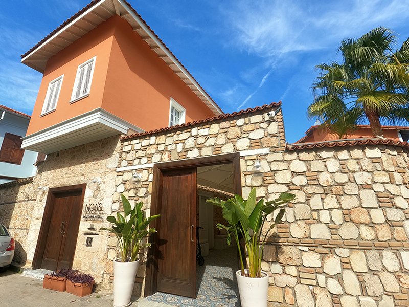 NOA'S BOUTIQUE HOTEL